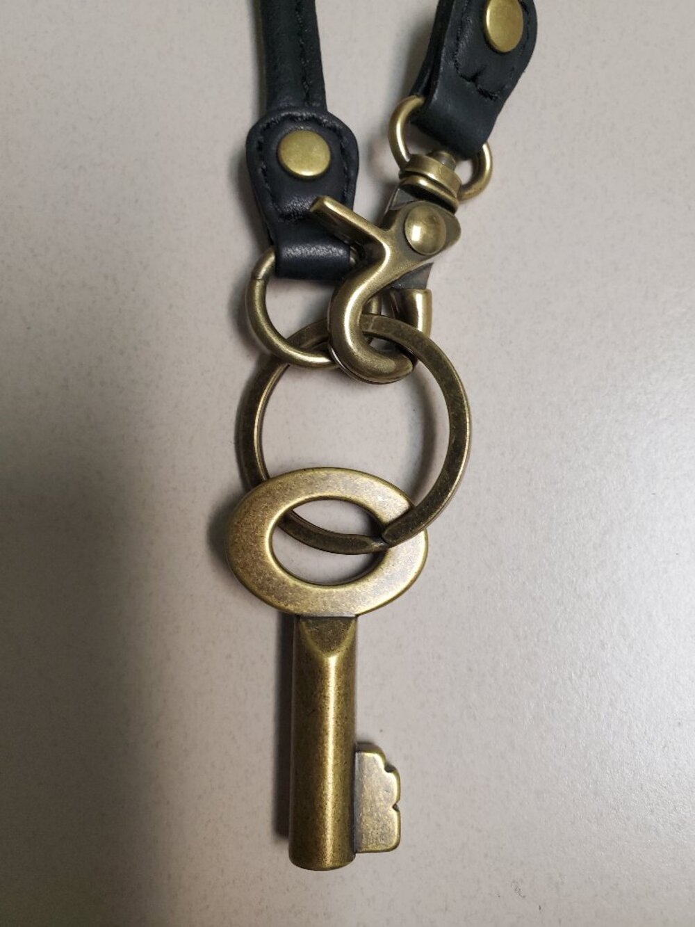 Fossil Replacement Key Purse Charm - Picture 8 of 11